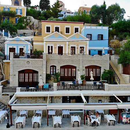 Odyssia Apartment Symi Bagian luar foto